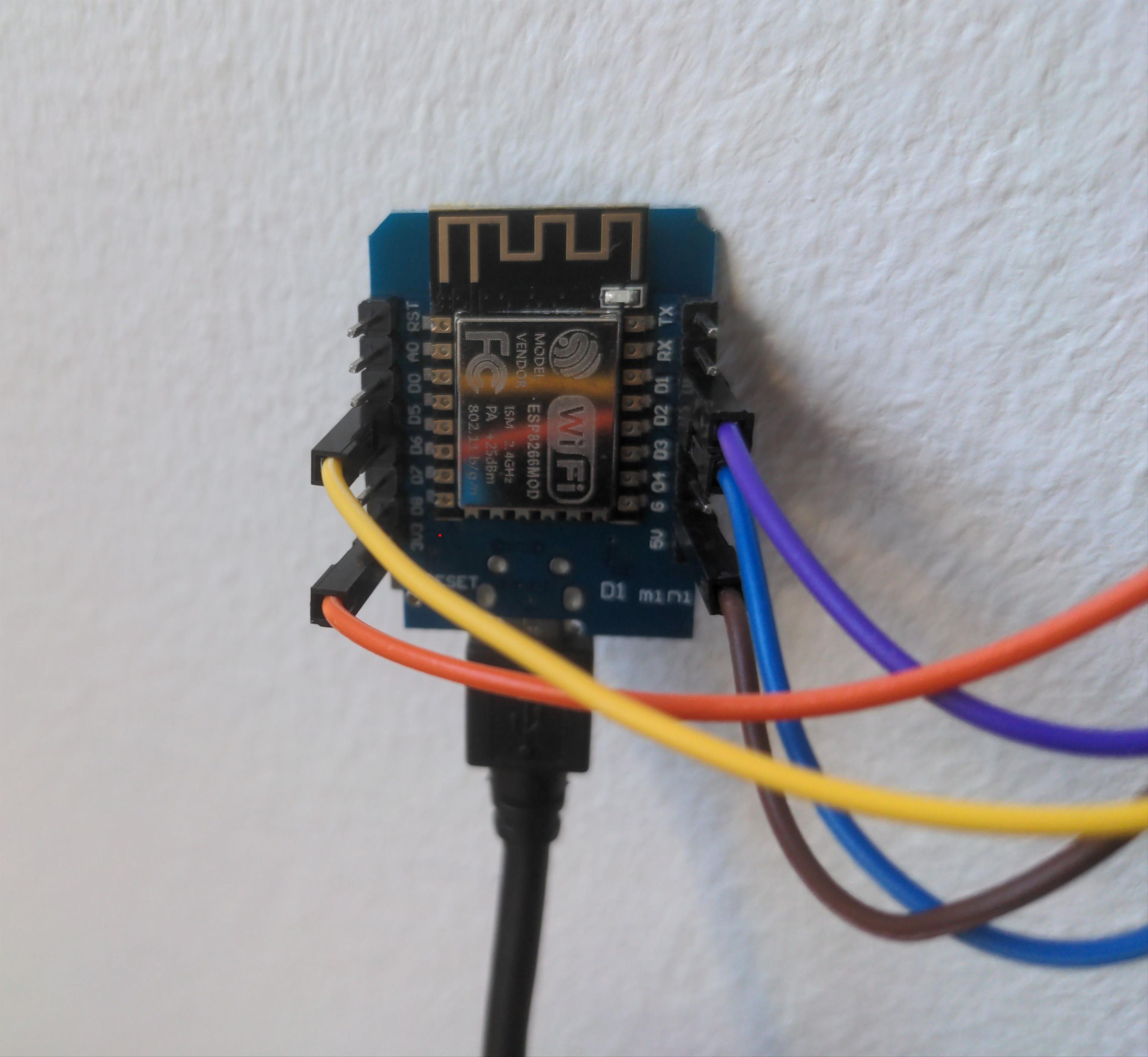 ESP8266 angeschlossen